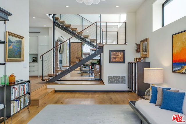 2325 Cloy Avenue, Venice (los Angeles), CA 90291