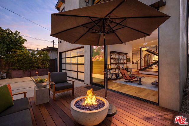 2325 Cloy Avenue, Venice (los Angeles), CA 90291