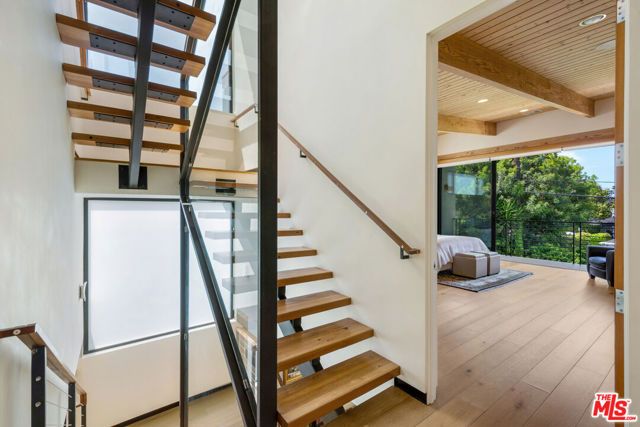 2325 Cloy Avenue, Venice (los Angeles), CA 90291