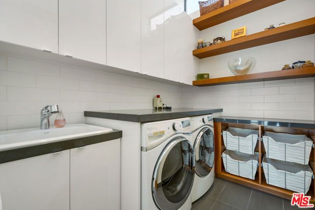 2325 Cloy Avenue, Venice (los Angeles), CA 90291