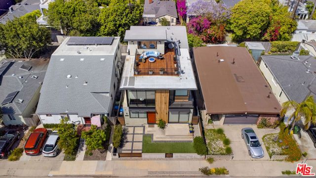 2325 Cloy Avenue, Venice (los Angeles), CA 90291