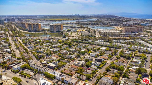 2325 Cloy Avenue, Venice (los Angeles), CA 90291