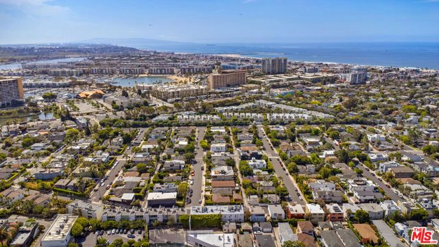 2325 Cloy Avenue, Venice (los Angeles), CA 90291