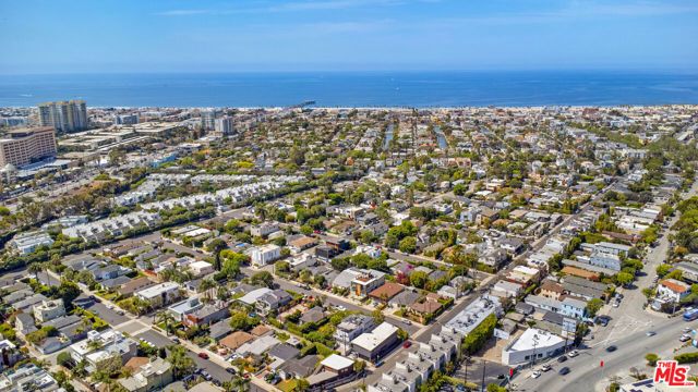 2325 Cloy Avenue, Venice (los Angeles), CA 90291