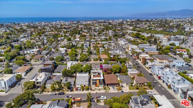 2325 Cloy Avenue, Venice (los Angeles), CA 90291