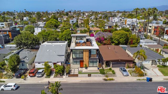2325 Cloy Avenue, Venice (los Angeles), CA 90291