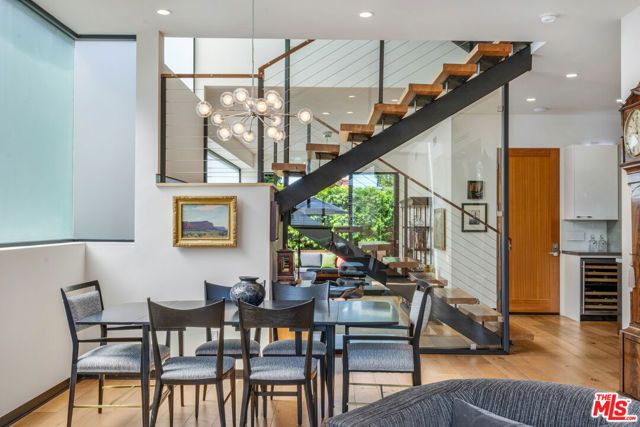 2325 Cloy Avenue, Venice (los Angeles), CA 90291