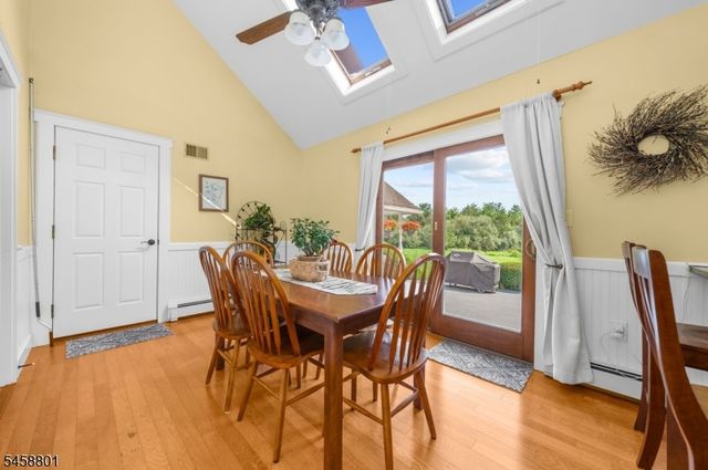 90 Brookville Hollow Rd, Delaware Twp., NJ 08559
