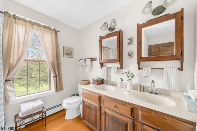 90 Brookville Hollow Rd, Delaware Twp., NJ 08559