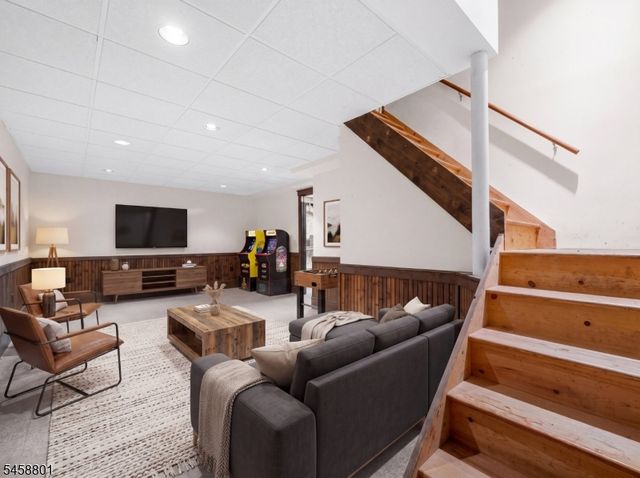 90 Brookville Hollow Rd, Delaware Twp., NJ 08559