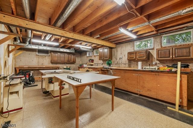 90 Brookville Hollow Rd, Delaware Twp., NJ 08559