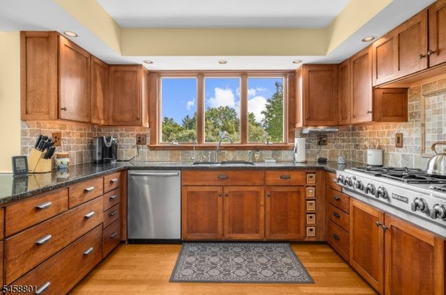 90 Brookville Hollow Rd, Delaware Twp., NJ 08559