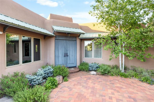 112 Coyote Ridge Trail, Santa Fe, NM 87507