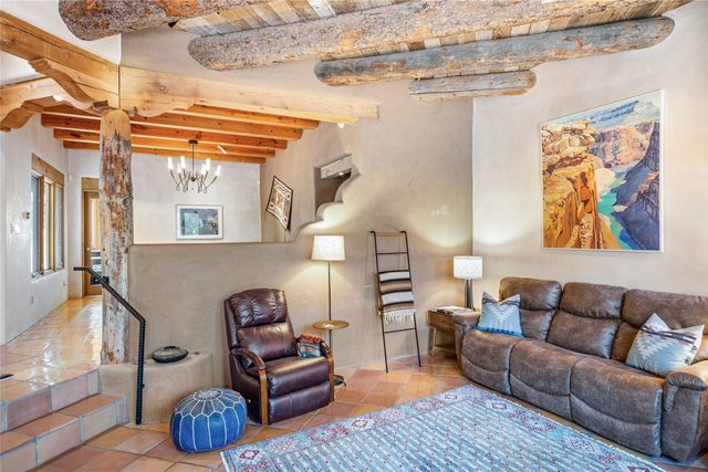 112 Coyote Ridge Trail, Santa Fe, NM 87507