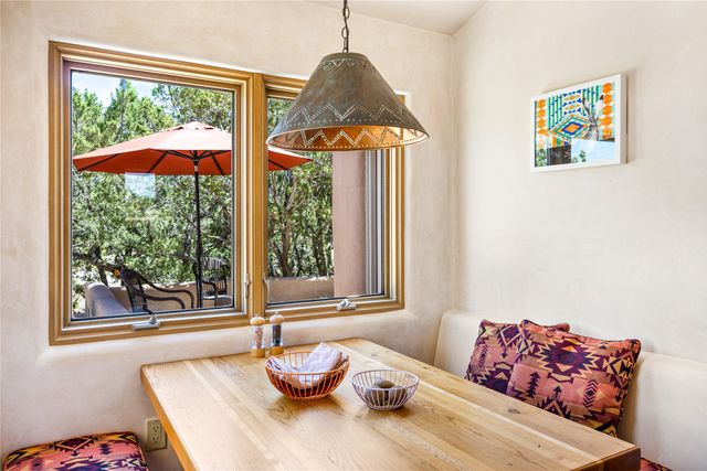 112 Coyote Ridge Trail, Santa Fe, NM 87507