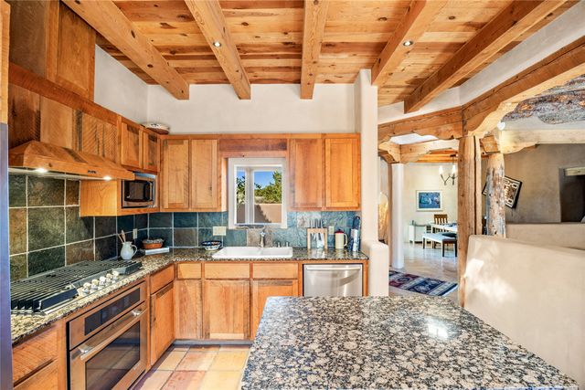 112 Coyote Ridge Trail, Santa Fe, NM 87507
