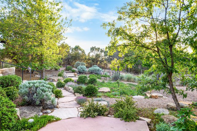 112 Coyote Ridge Trail, Santa Fe, NM 87507