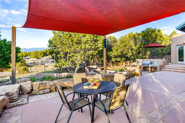 112 Coyote Ridge Trail, Santa Fe, NM 87507