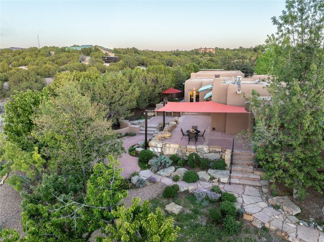 112 Coyote Ridge Trail, Santa Fe, NM 87507