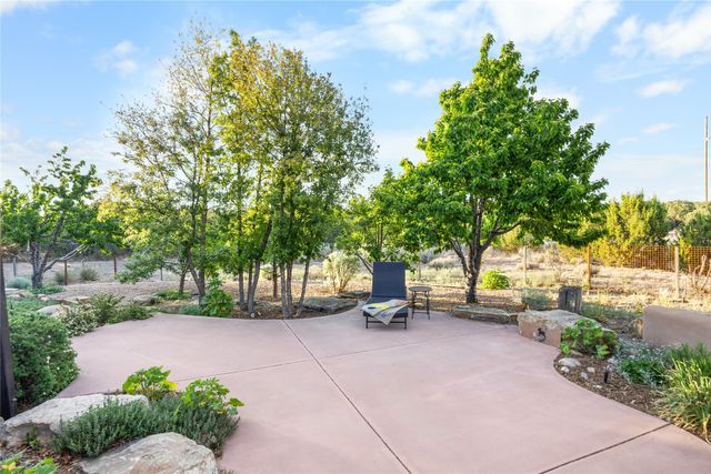112 Coyote Ridge Trail, Santa Fe, NM 87507
