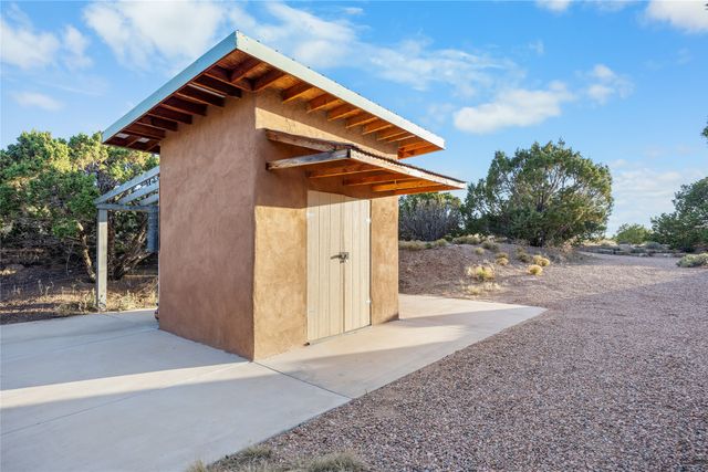 112 Coyote Ridge Trail, Santa Fe, NM 87507