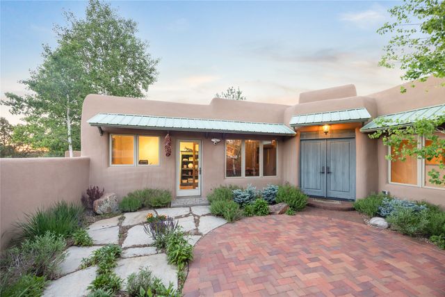 112 Coyote Ridge Trail, Santa Fe, NM 87507