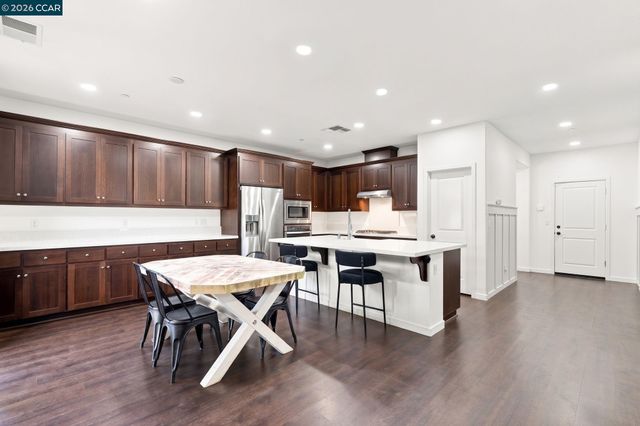 145 Willowrun Way, Oakley, CA 94561