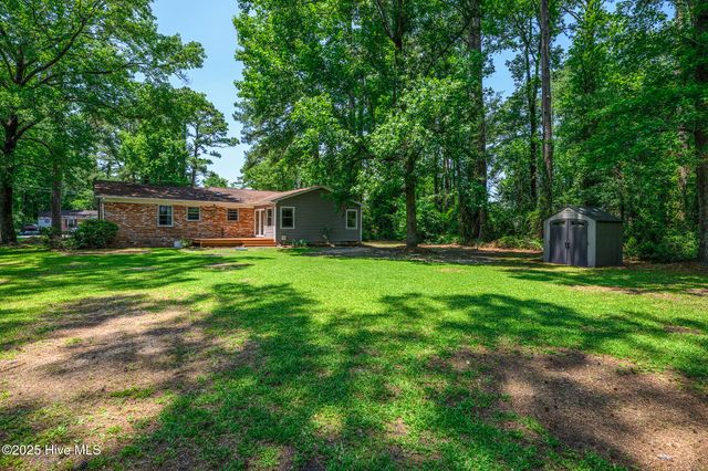 429 Swiss Road, New Bern, NC 28560