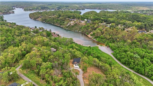 14 Kames Lane, Bella Vista, AR 72715
