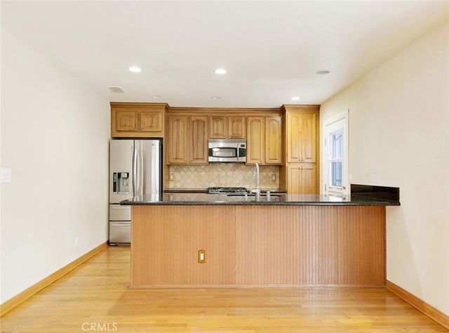 7642 Sale Avenue, West Hills, CA 91304