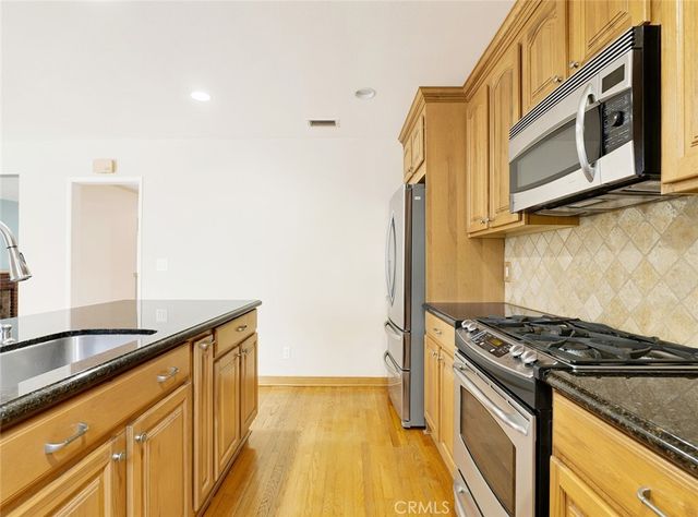 7642 Sale Avenue, West Hills, CA 91304