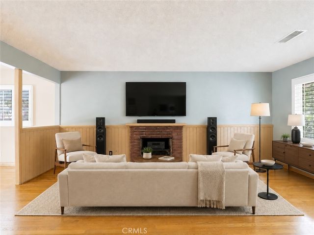 7642 Sale Avenue, West Hills, CA 91304
