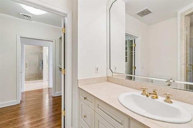 3203 BAYSHORE BOULEVARD 1202, Tampa, FL 33629