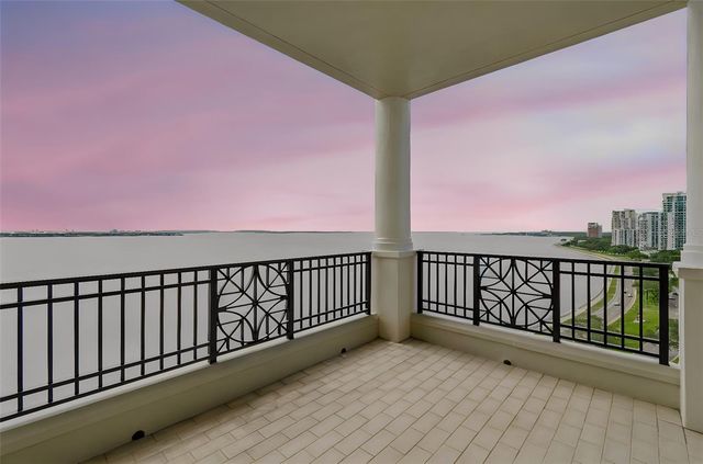 3203 BAYSHORE BOULEVARD 1202, Tampa, FL 33629