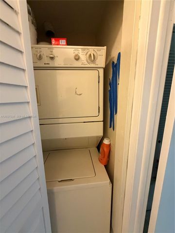 14902 SW 82nd Lane 13205, Miami, FL 33193