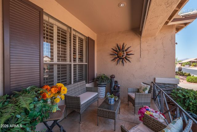 18399 N KRISTA Way, Surprise, AZ 85374