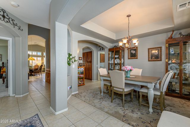 18399 N KRISTA Way, Surprise, AZ 85374