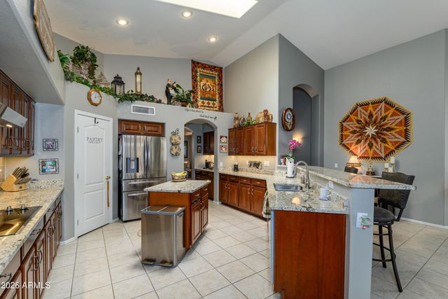 18399 N KRISTA Way, Surprise, AZ 85374