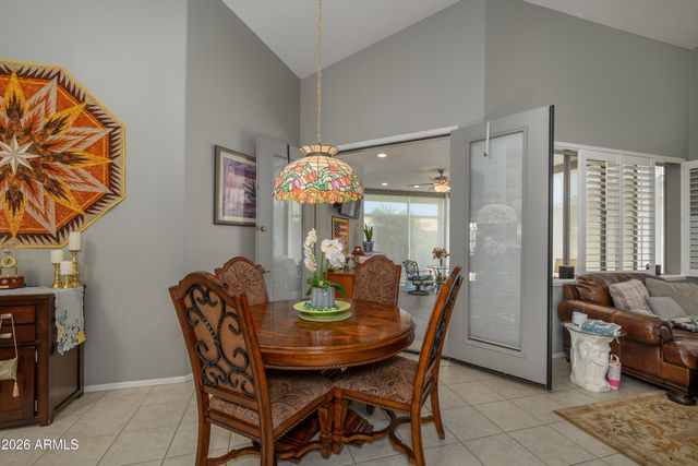 18399 N KRISTA Way, Surprise, AZ 85374
