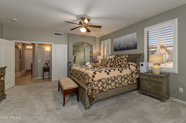 18399 N KRISTA Way, Surprise, AZ 85374