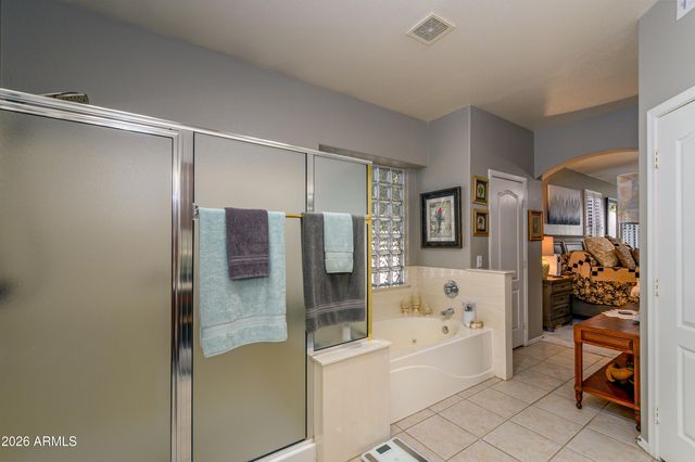 18399 N KRISTA Way, Surprise, AZ 85374