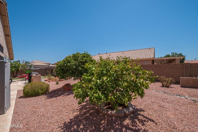 18399 N KRISTA Way, Surprise, AZ 85374