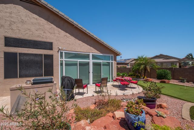 18399 N KRISTA Way, Surprise, AZ 85374