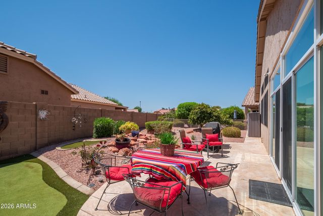 18399 N KRISTA Way, Surprise, AZ 85374