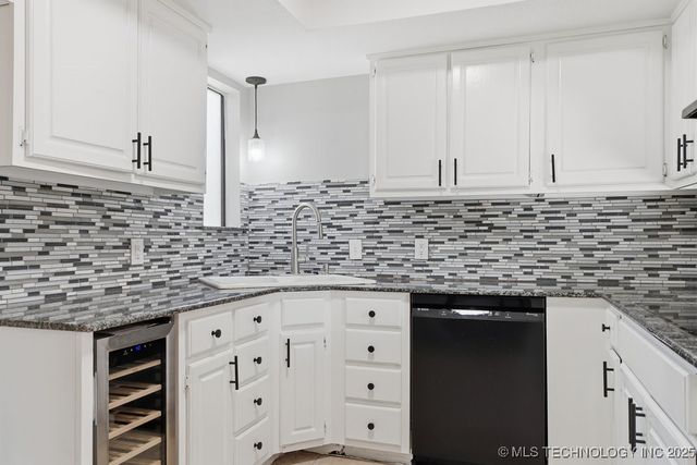 3310 E 68th Place 4, Tulsa, OK 74136