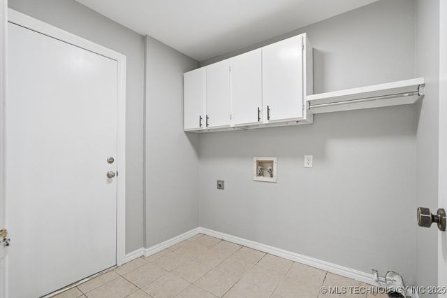 3310 E 68th Place 4, Tulsa, OK 74136