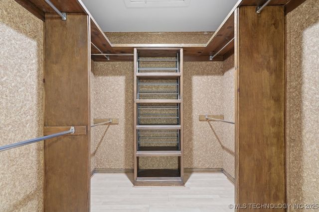 3310 E 68th Place 4, Tulsa, OK 74136