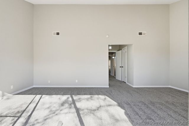 3310 E 68th Place 4, Tulsa, OK 74136