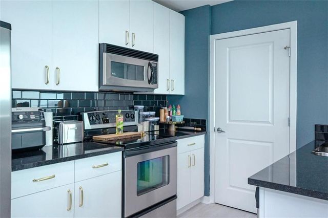 361 17th Street 2122, Atlanta, GA 30363