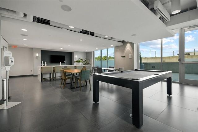 361 17th Street 2122, Atlanta, GA 30363